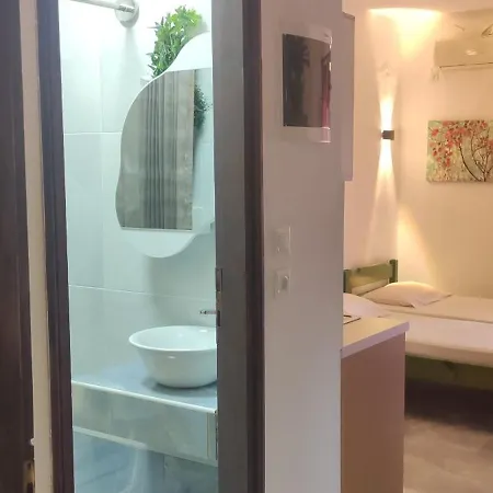 Πανσιόν Mary's *